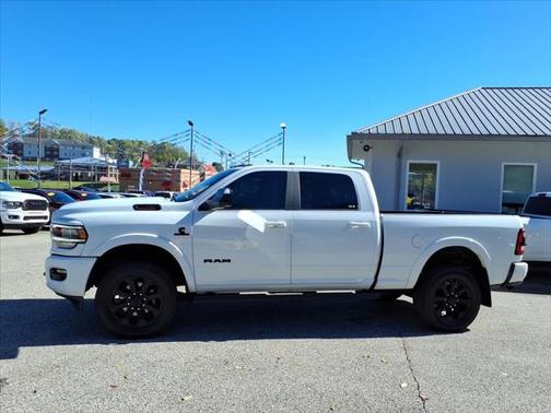 2020 RAM 2500 Laramie Crew Cab 4X4 64' Box