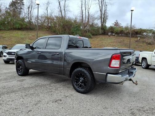 2021 RAM 1500 Big Horn Crew Cab 4x4 57' Box