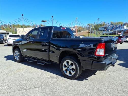 2020 RAM 1500 Big Horn Quad Cab 4x4 64' Box