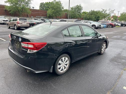 Crystal Black Silica 2018 Subaru Impreza 2.0i