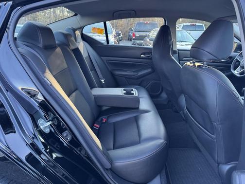 2020 Nissan Altima SR FWD