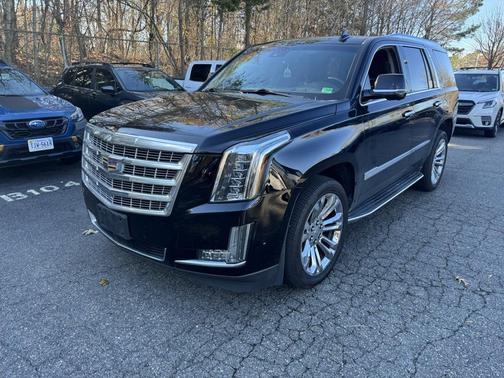 2017 Cadillac Escalade Luxury