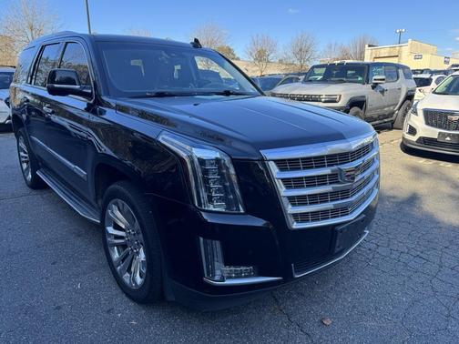 2017 Cadillac Escalade Luxury