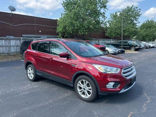 RUBY RED METALLIC TINTED CC 2018 Ford Escape SEL