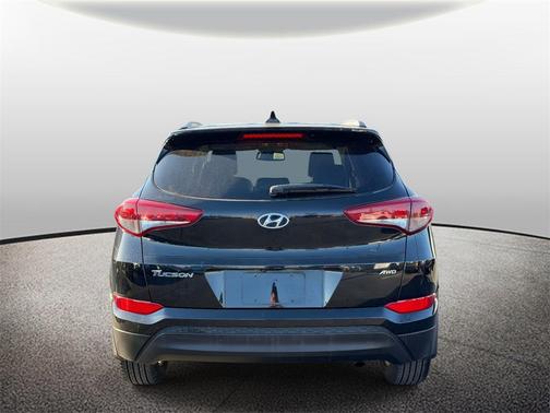 2017 Hyundai TUCSON SE Plus