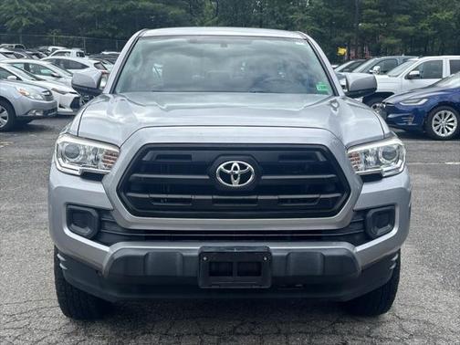 2016 Toyota Tacoma SR