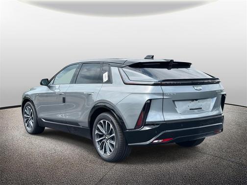 2025 Cadillac LYRIQ Sport