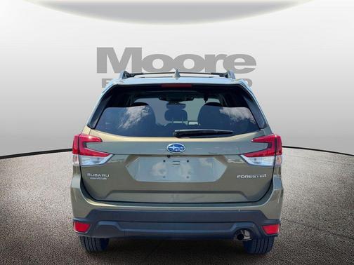 Autumn Green Metallic 2023 Subaru Forester Premium