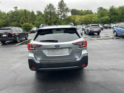 Ice Silver Metallic 2024 Subaru Outback Premium
