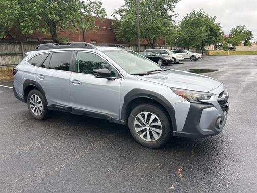 Ice Silver Metallic 2024 Subaru Outback Premium