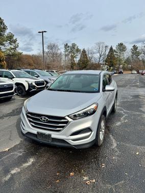 2018 Hyundai TUCSON SE