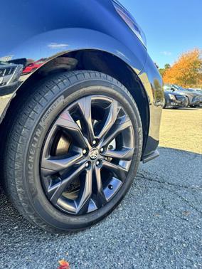 2023 Toyota Sienna XSE 7 Passenger