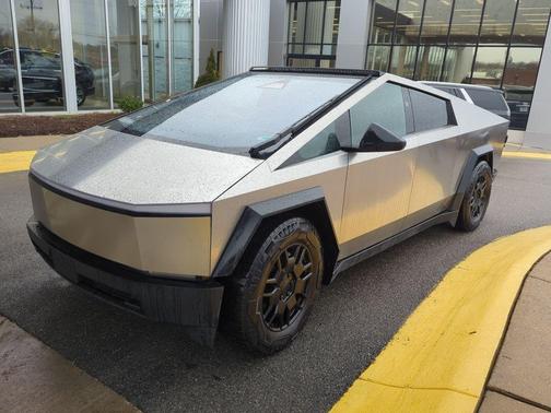 2024 Tesla Cybertruck Cyberbeast