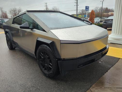 2024 Tesla Cybertruck Cyberbeast
