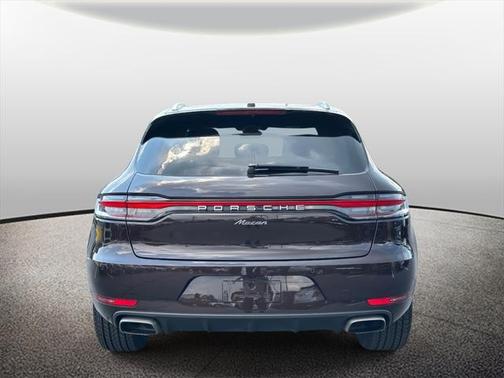 2021 Porsche Macan Base