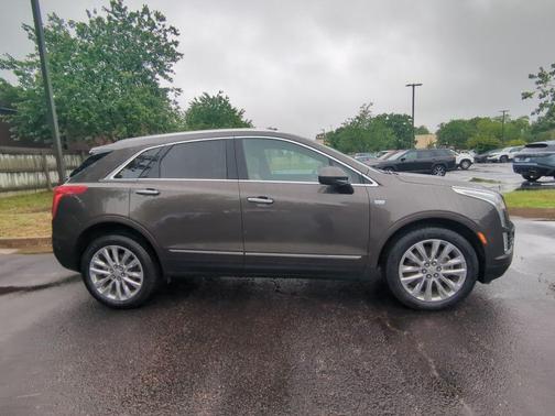 Dark Mocha Metallic 2019 Cadillac XT5 Luxury