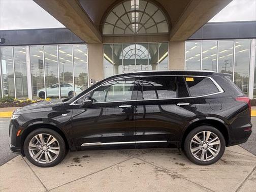 2023 Cadillac XT6 Premium Luxury AWD
