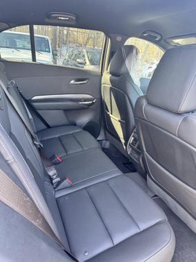 2025 Cadillac XT4 Premium Luxury