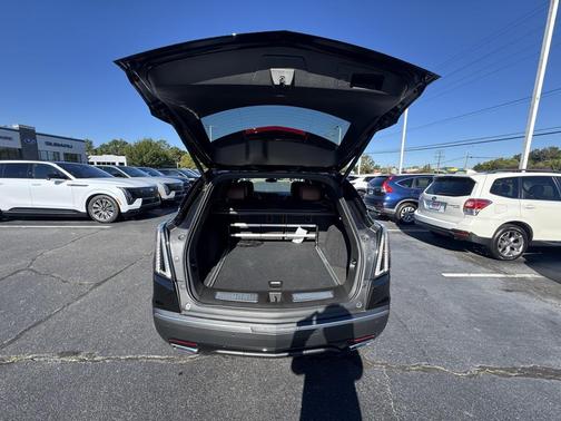 2025 Cadillac XT5 Sport