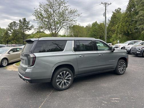Sterling Gray Metallic 2025 Chevrolet Suburban 4WD High Country