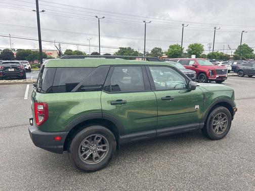 ERUPTION GREEN METALLIC 2024 Ford Bronco Sport Big Bend