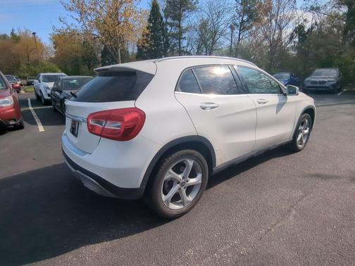 2019 Mercedes-Benz GLA 250 Base