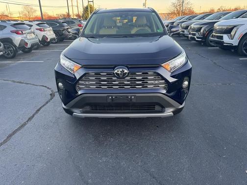2019 Toyota RAV4 Limited
