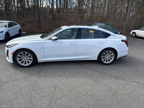 2023 Cadillac CT5 Luxury