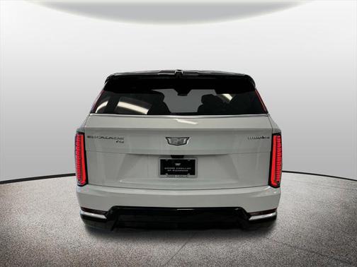 2025 Cadillac Escalade Luxury