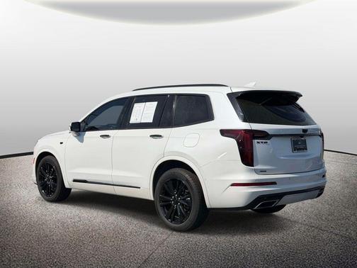 Crystal White Tricoat 2022 Cadillac XT6 Premium Luxury AWD