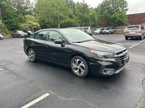 Crystal Black Silica 2024 Subaru Legacy Premium