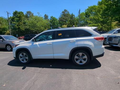 Blizzard Pearl 2018 Toyota Highlander Limited