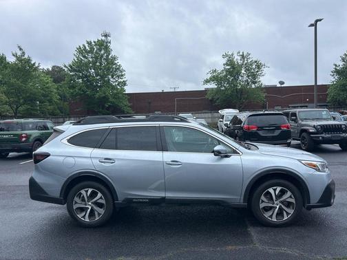 Ice Silver Metallic 2021 Subaru Outback Limited