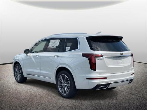 2025 Cadillac XT6 Premium Luxury FWD