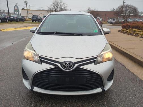 2015 Toyota Yaris LE