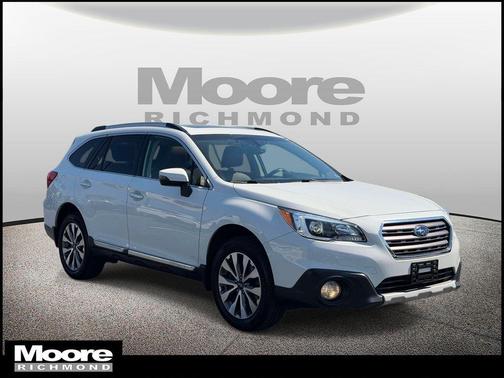 Crystal White Pearl 2017 Subaru Outback 2.5i Touring