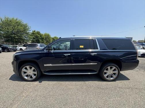 2019 Cadillac Escalade ESV Luxury