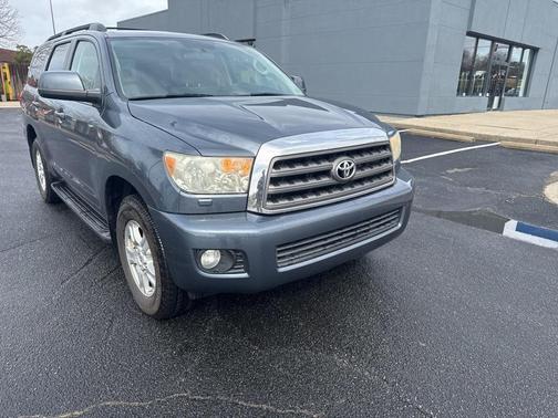2010 Toyota Sequoia SR5