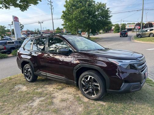 Dark Mahogany Pearl 2026 Subaru Forester Premium
