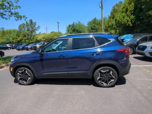Dark Ocean Blue 2024 Kia Seltos SX Turbo