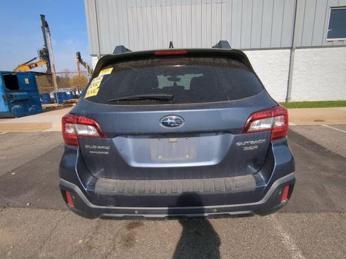 Twilight Blue Metallic 2018 Subaru Outback 3.6R Limited