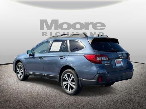 Twilight Blue Metallic 2018 Subaru Outback 3.6R Limited
