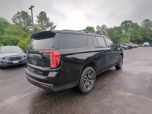 Onyx Black 2023 GMC Yukon XL 4WD AT4