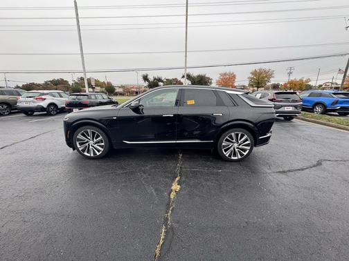 2024 Cadillac LYRIQ Luxury