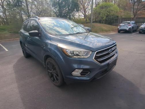 BLUE METALLIC 2018 Ford Escape SE