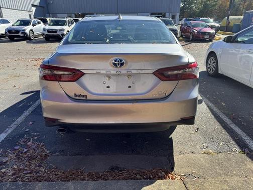 2024 Toyota Camry Hybrid XLE