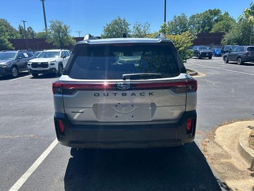 Ice Silver Metallic 2026 Subaru Outback Premium