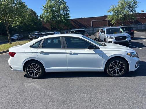 Pure White 2024 Volkswagen Jetta 1.5T Sport