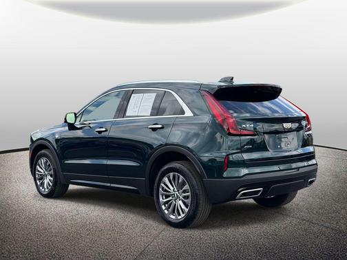 Emerald Lake Metallic 2024 Cadillac XT4 Premium Luxury
