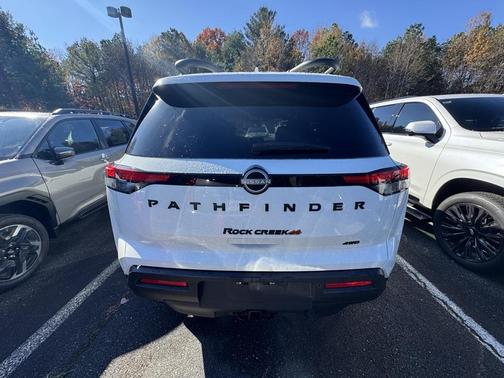 2024 Nissan Pathfinder Rock Creek 4WD